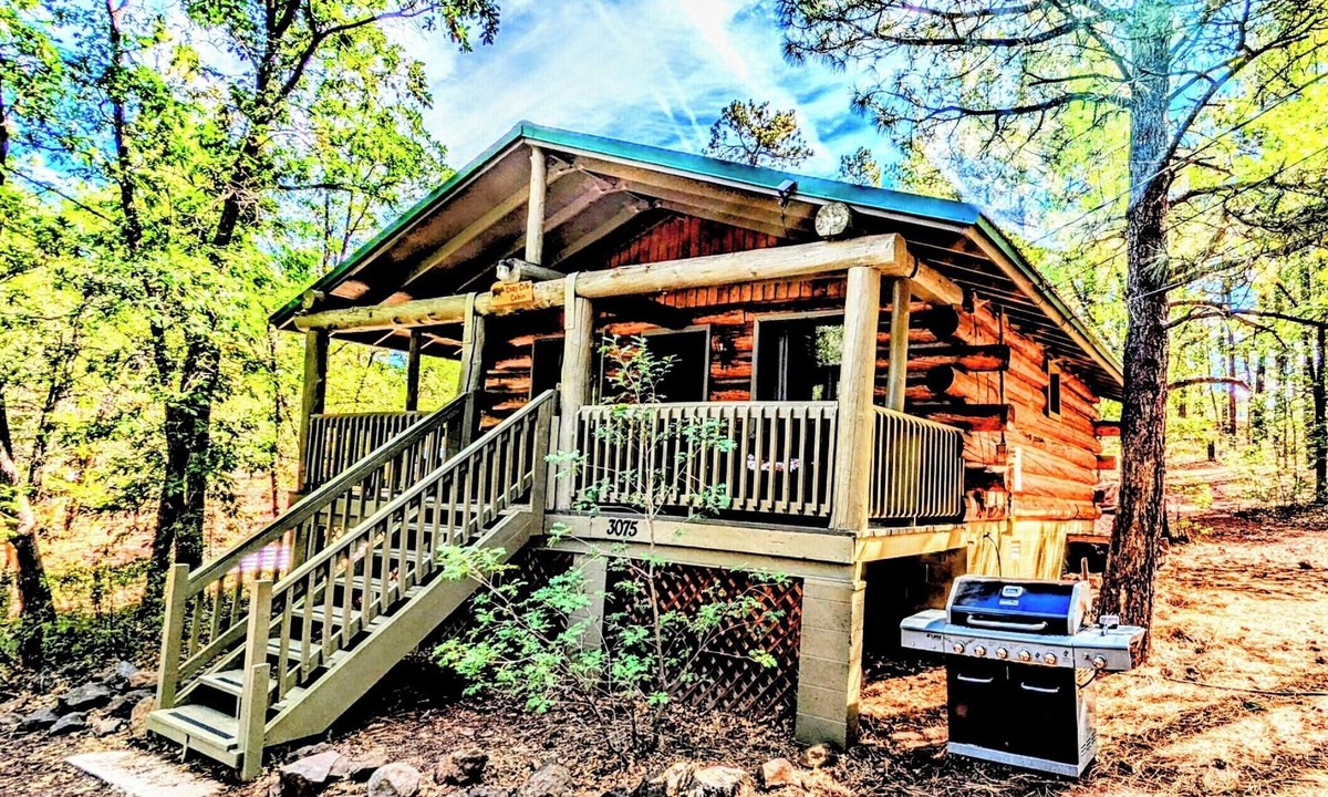 Pinetop Cabin | Charming Log Cabin in Tall Pines w/Large Deck