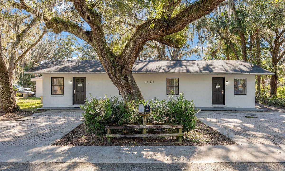 Silver Springs Apartment | Charming Silver Springs Duplex
