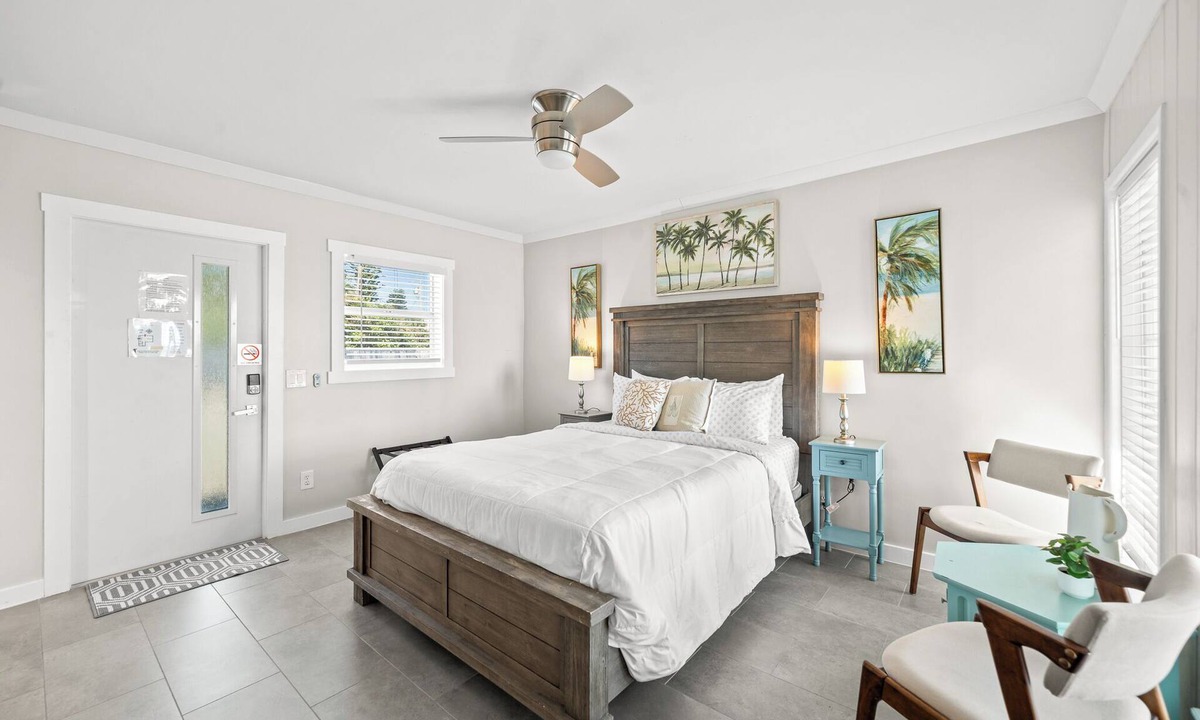 Orlando Beach Condo | Charming Studio Suite- Steps from Private Beach Access, Fire Pit, & BBQ Grills 🌴