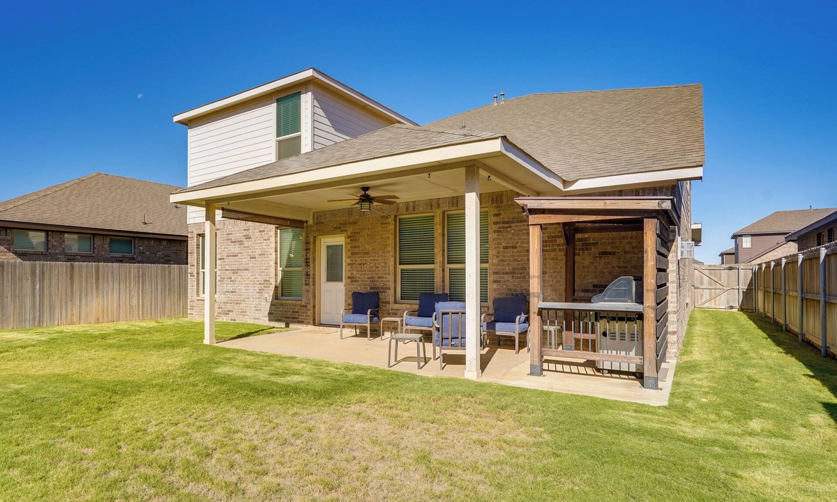 Midland House | Close to Energy Giants! 3,300-Sq-Ft Midland Home