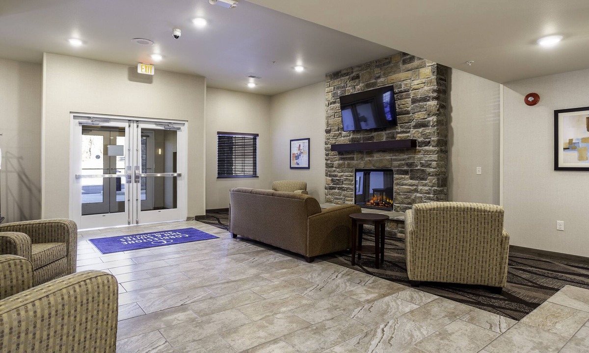 Brookville Hotel | Cobblestone Inn & Suites - Brookville