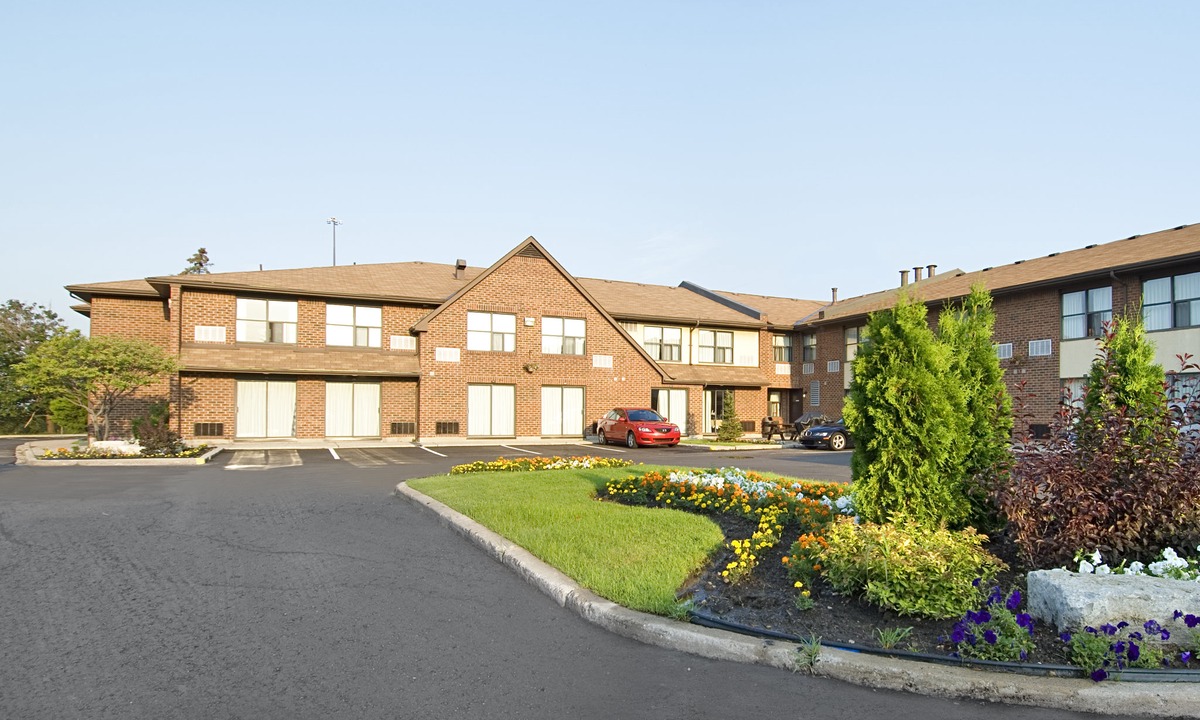 Black Creek Hotel | Comfort Inn Toronto North