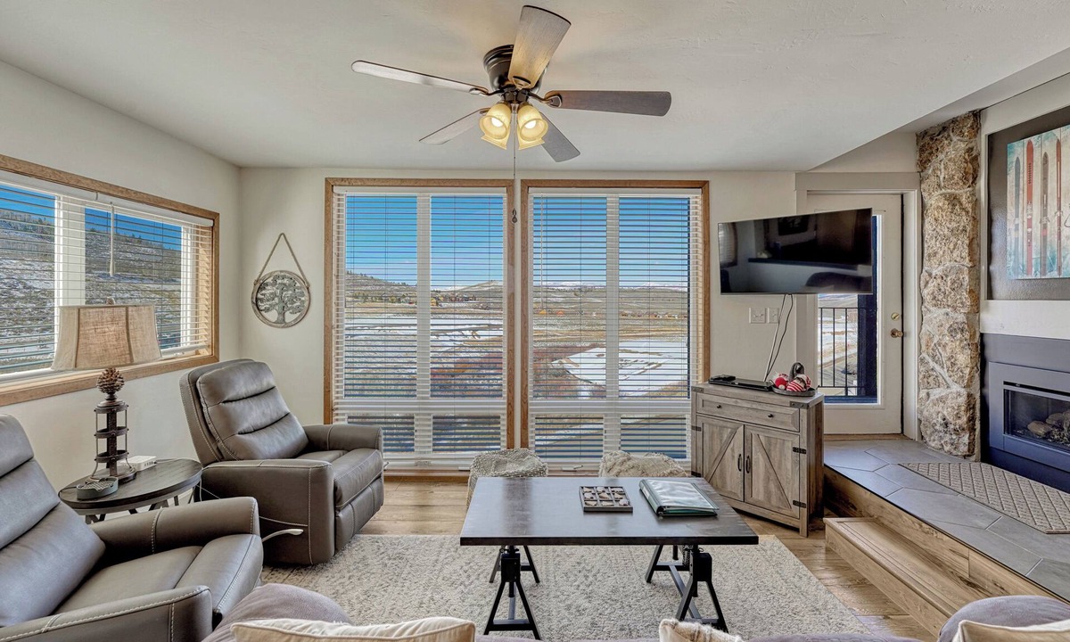 Silvercreek Condo | COMPLETELY UPDATED 2BR2BA Walk to Base-Short & Long Term STUNNING Mountain Views
