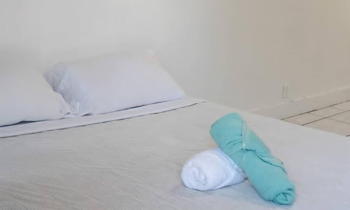Parkside Apartment | Convenient Studio in Hollywood 116