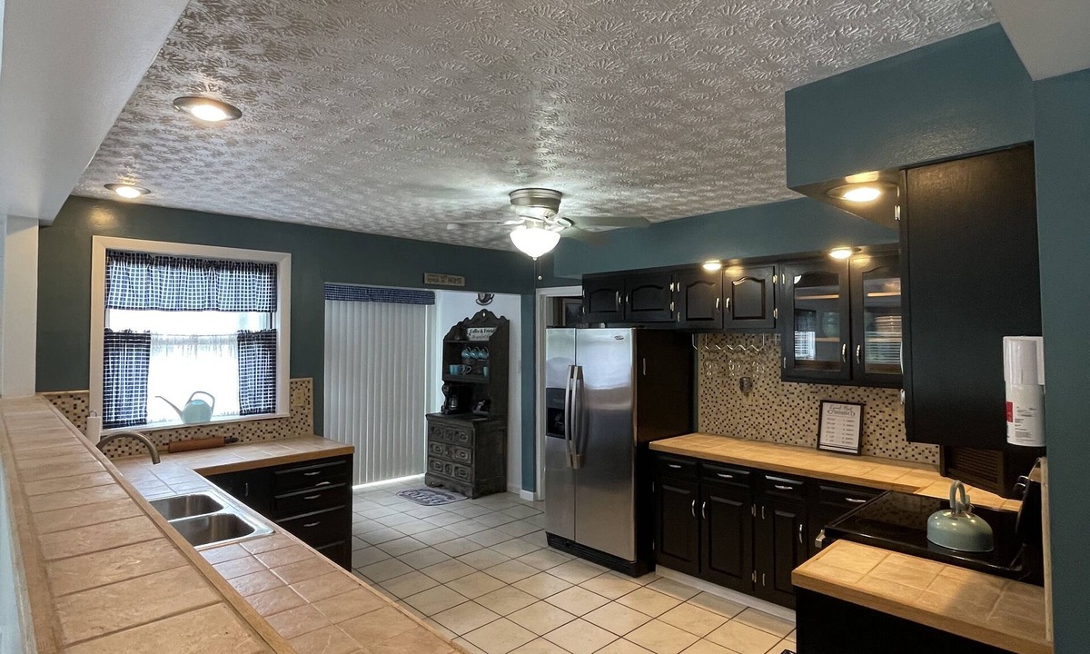 Madison House | Country Roads Guest House on the Little Coal River
