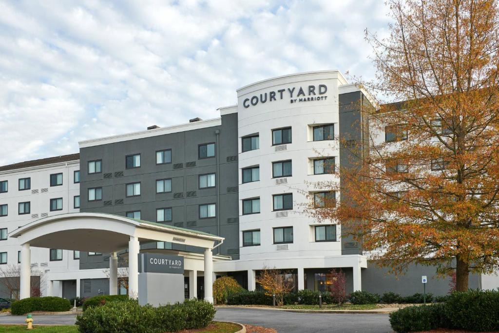 Bristol Hotel | Courtyard Bristol