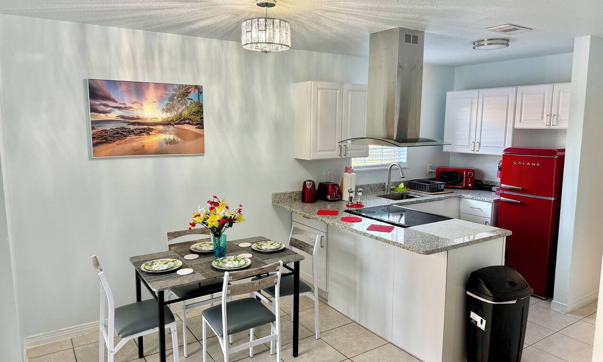 Florida Panhandle Apartment | Cozy Apt w/King Bed – 25 Mins to Beach, 20% Off B