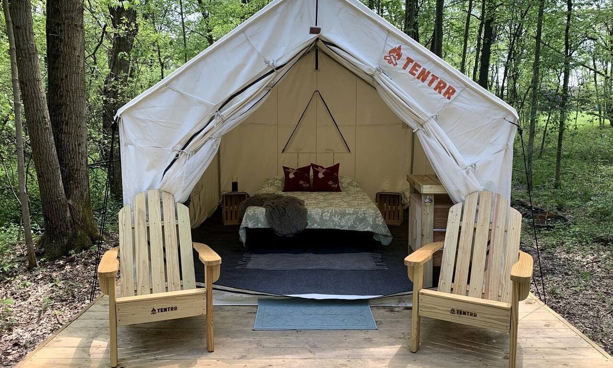 Wayland RV Rental | Cozy Secluded Safari Tent Immersed in Nature in Ravenna, Ohio