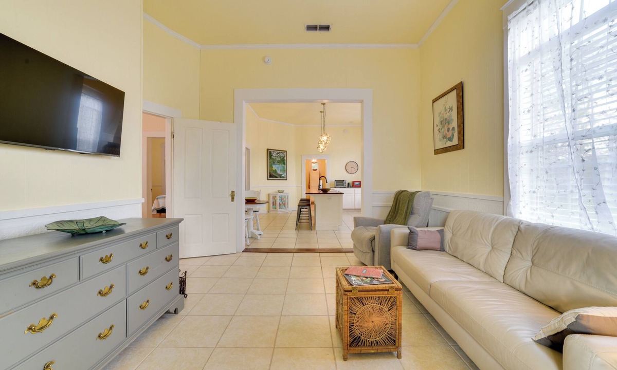 Thomasville Cottage | Cozy Thomasville Cottage - Walk to Downtown!