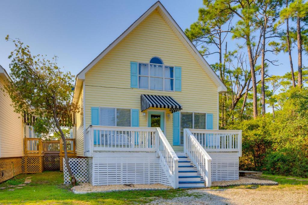 Dauphin Island House | Creekfront Dauphin Island Cottage: Walk to Gulf!