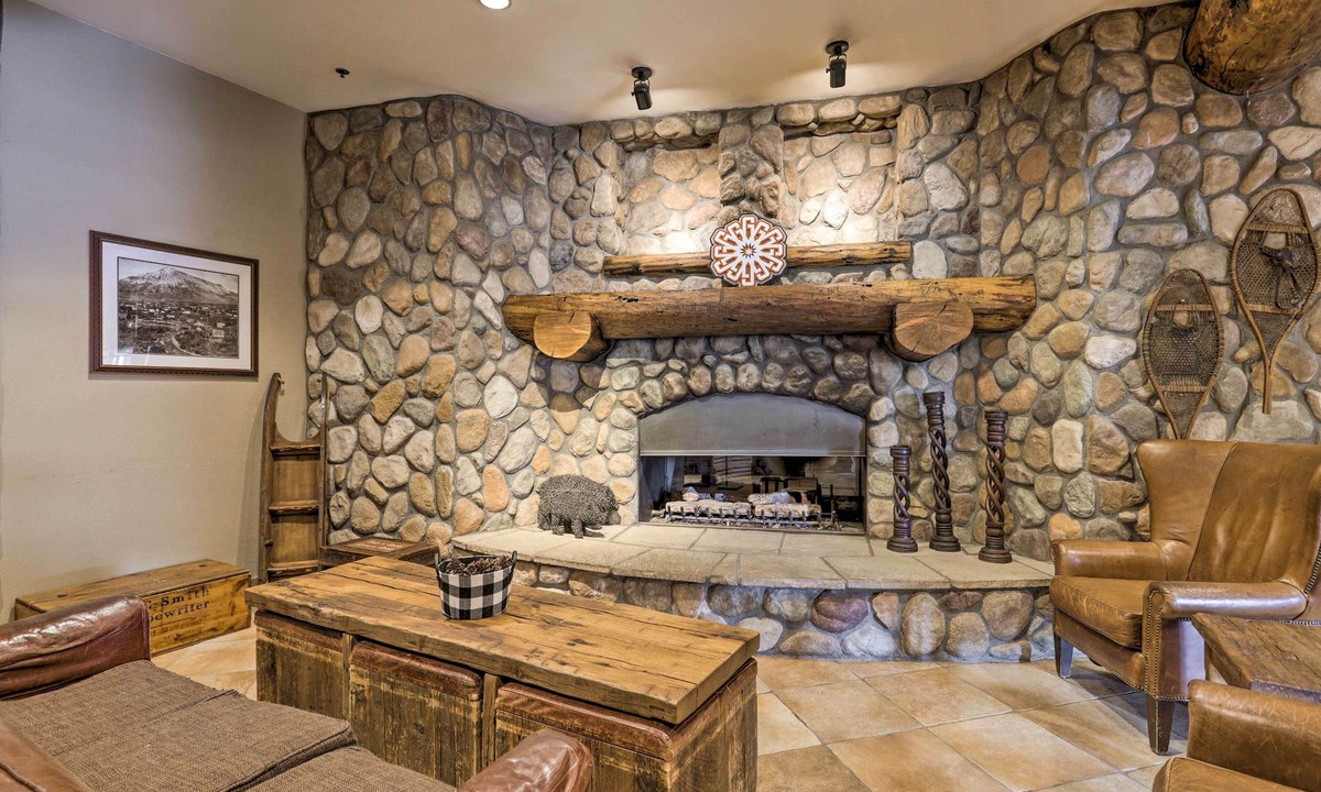 Crested Butte Apartment | Crested Butte Studio w/Community Hot Tub & Pool!