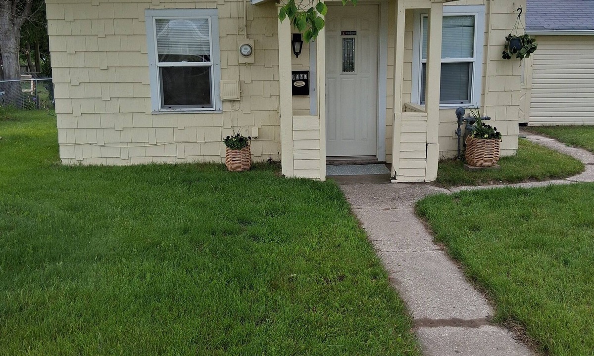 Two Rivers Cottage | Cute and Cozy 1-bedroom cottage in Two Rivers
