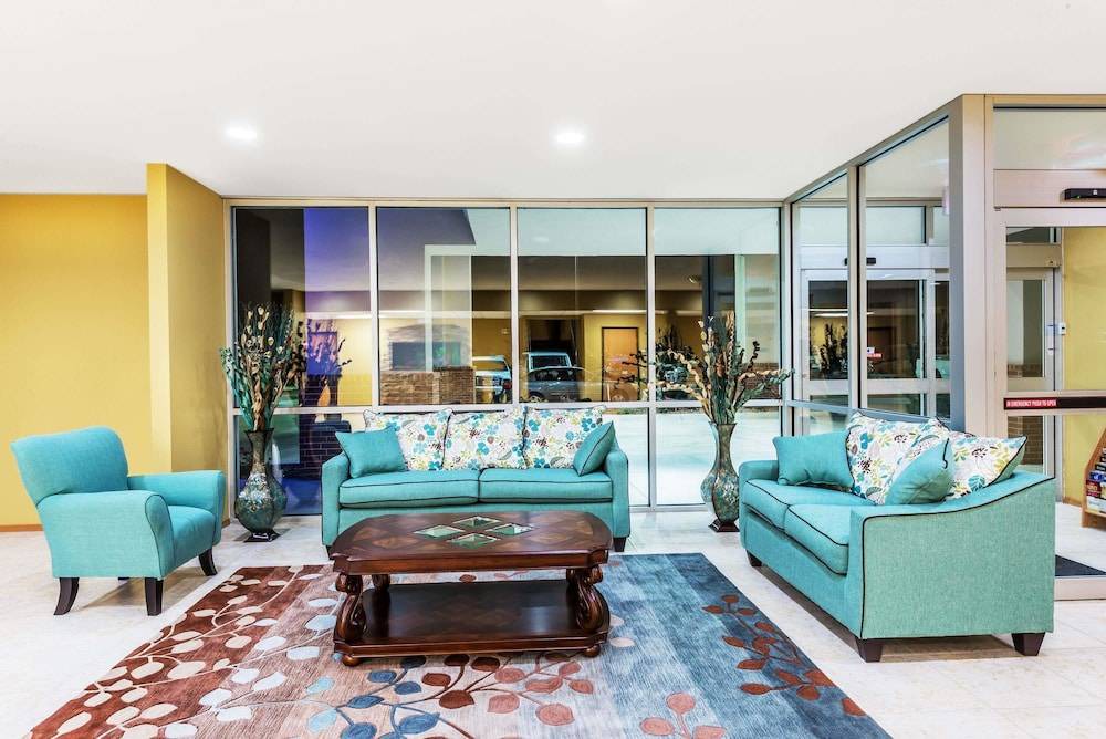 El Dorado Hotel | Days Inn & Suites by Wyndham El Dorado