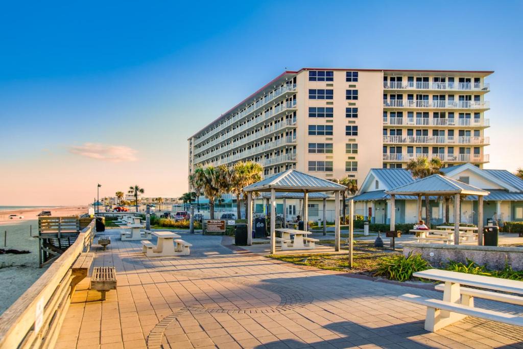 Lenox Park House | Daytona Harbour Beach Resort 611