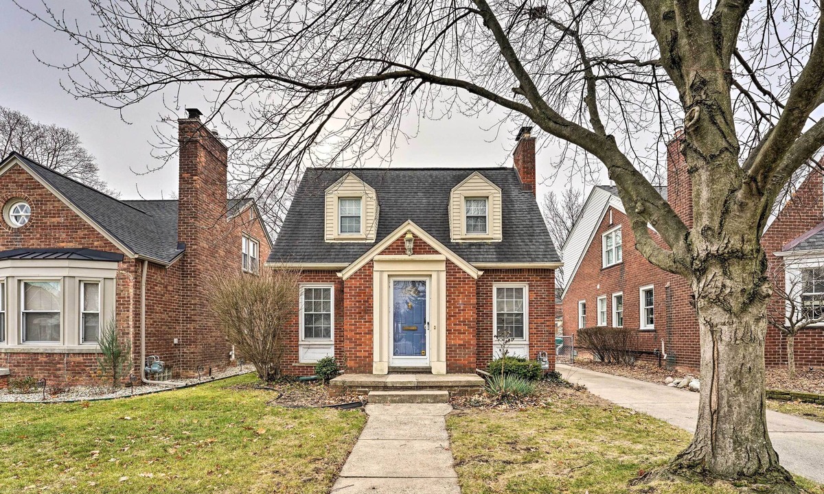 Dearborn Cottage | Dearborn Home w/Games & Furnished Patio