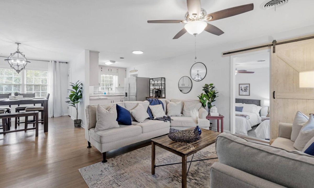 Tallahassee House | Deluxe Stay-3mi to FSU, 4.5mi to Capitol-FAMU