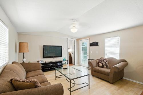Mesilla Park House | Desert Haven Cozy 2-Bedroom Mobile Home Near NMSU