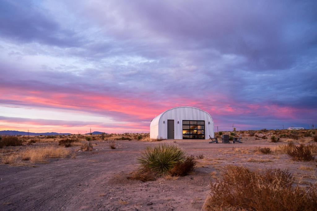 Marfa House | Desert Sky On 5 Acres with Marfa Lights Views