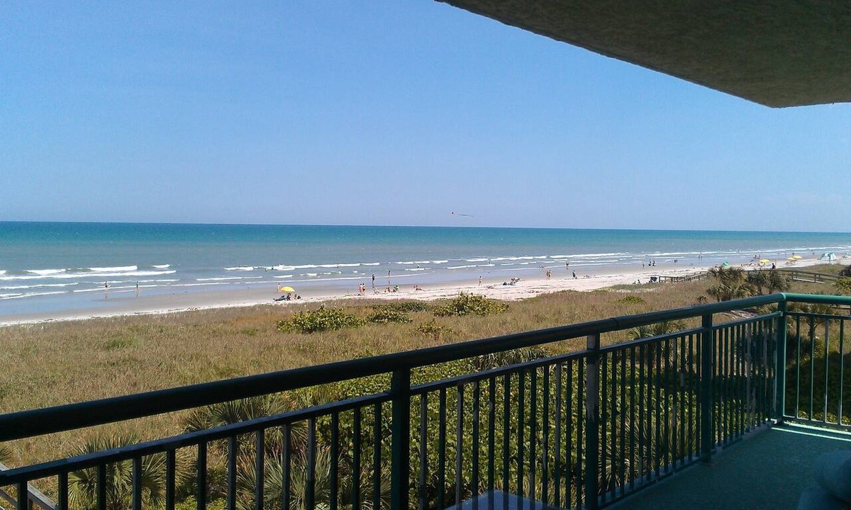 Cocoa Beach Condo | Direct Ocean 3 bed, 3 1/2 bath