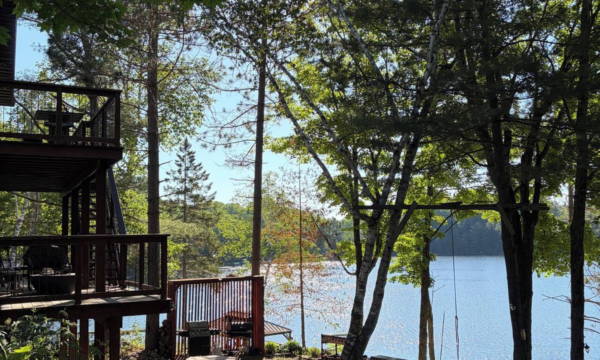 Faraday Cottage | Discover Serenity: Ultimate Summer Getaway Awaits at Charming Cottage Retreat!