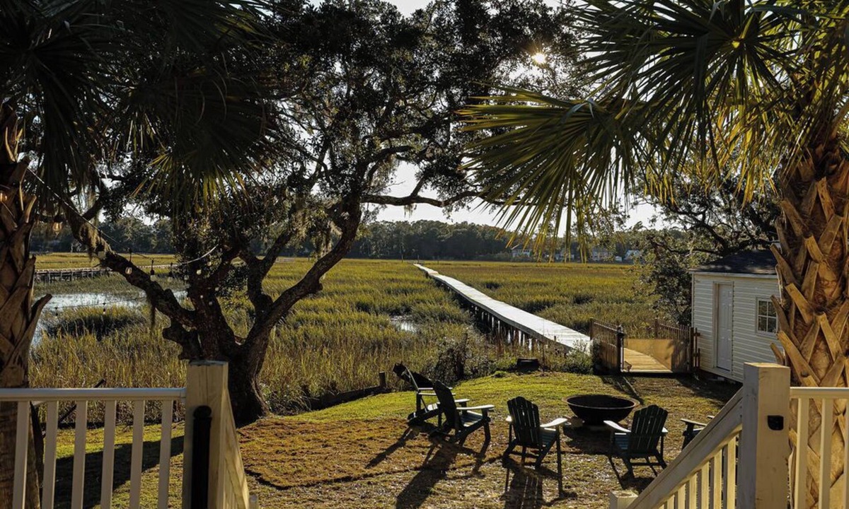 Townsend House | Dockside Dreamhouse - A Nature Lover's Paradise!