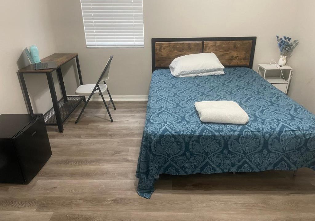 Temple Terrace House | Dolphin Room