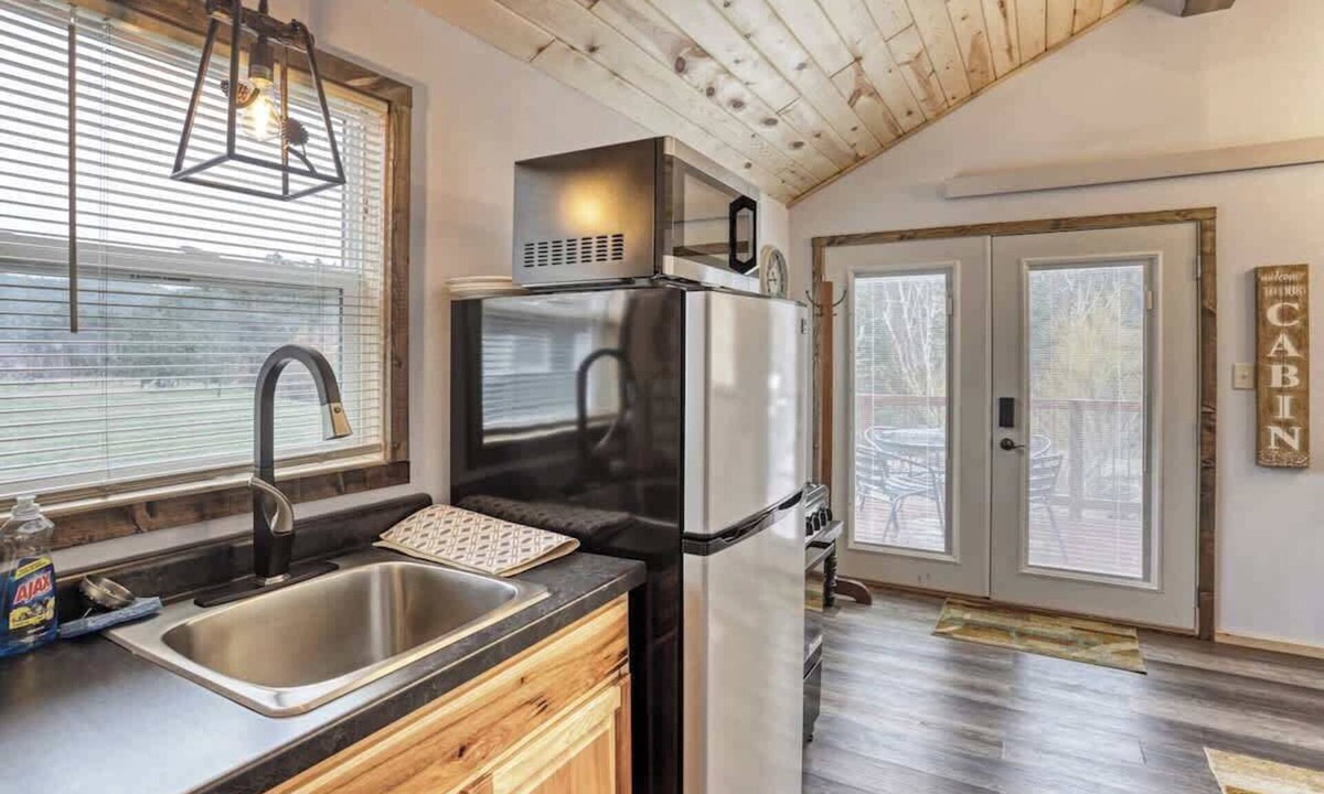 Keystone Cabin | Donna's Creekside Retreat
