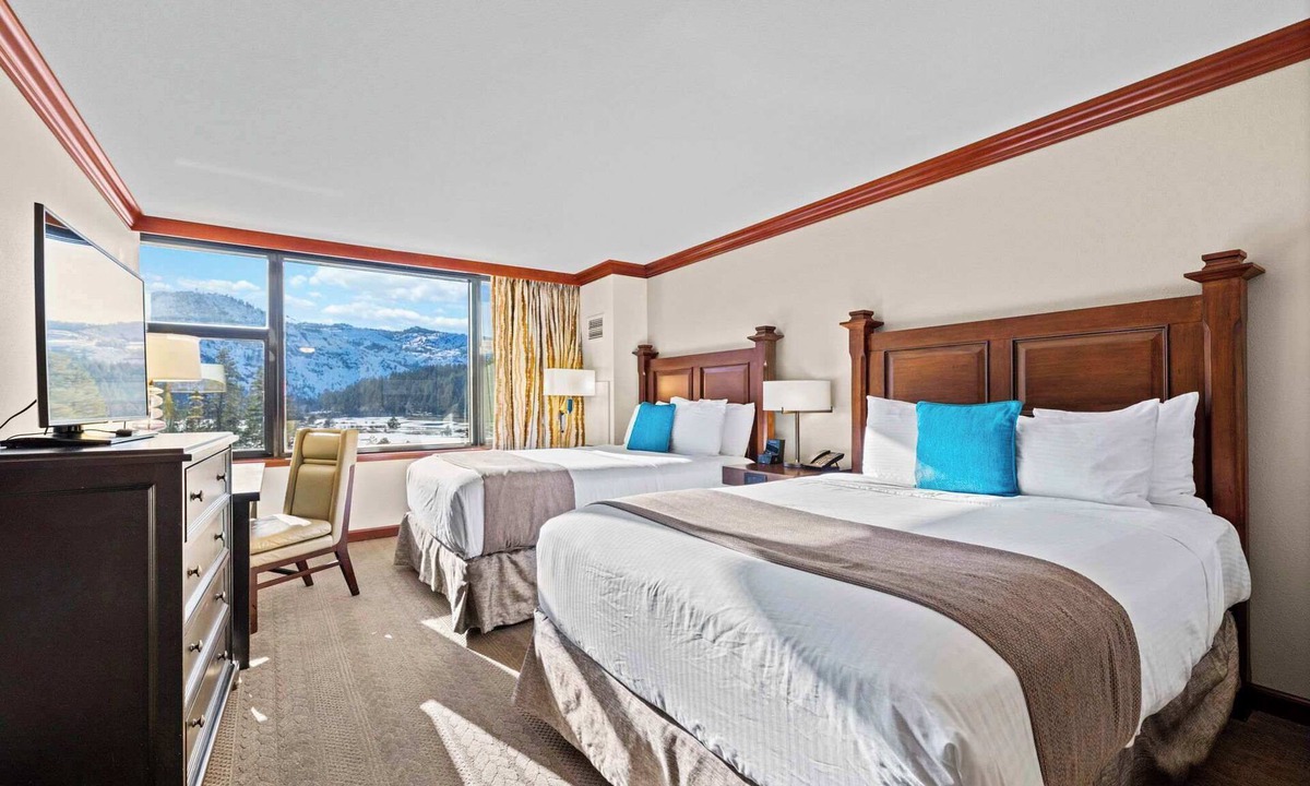 Olympic Valley Resort | Double Queen Valley View-Zero Resort Fees in July