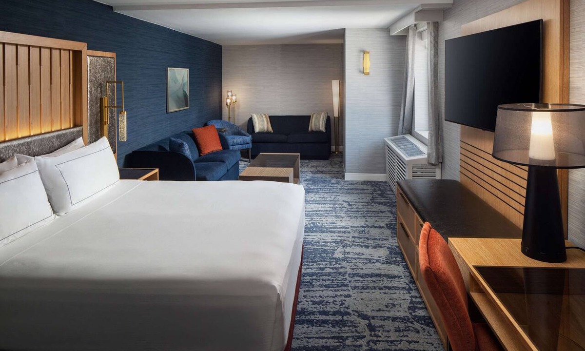Downtown Hotel | Doubletree by Hilton Washington DC Silver Spring