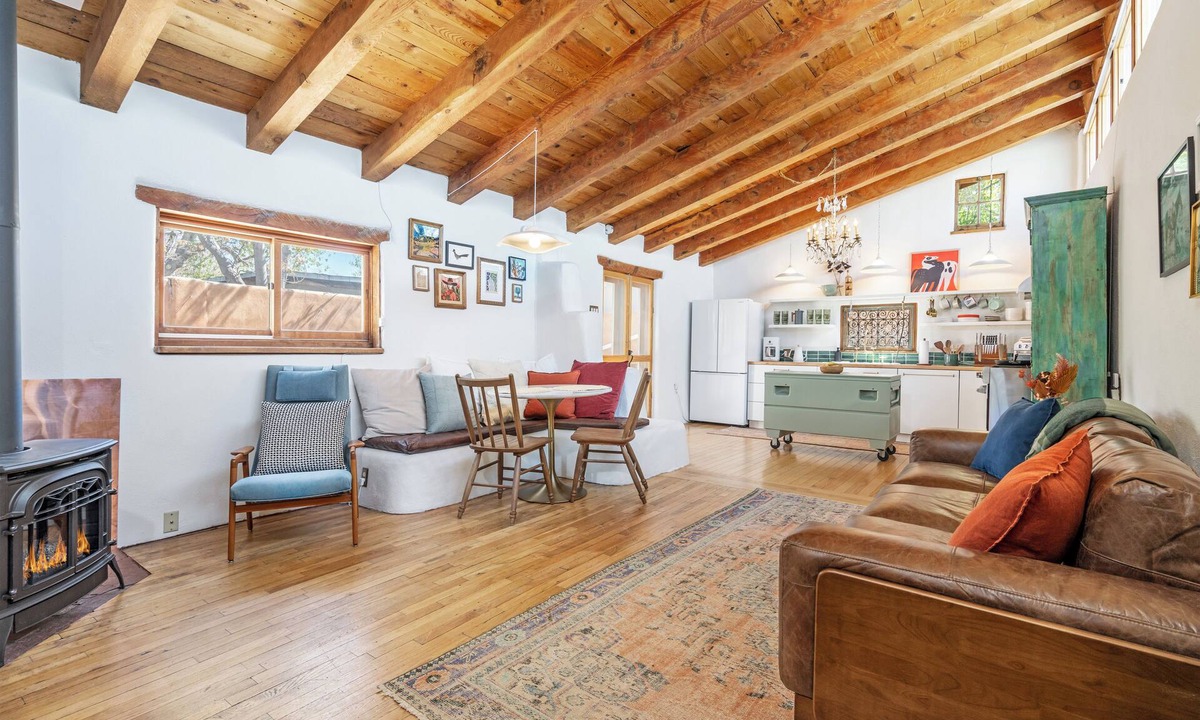 Downtown Santa Fe House | Dream LOCATION - GORGEOUS Adobe - Walk to Everything - Fireplace - King + Queen