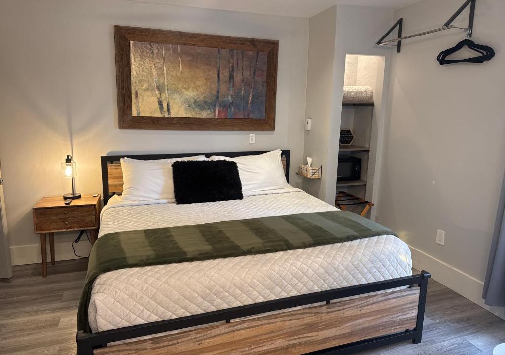 Custer Cabin | Eagle’s Landing Lodge