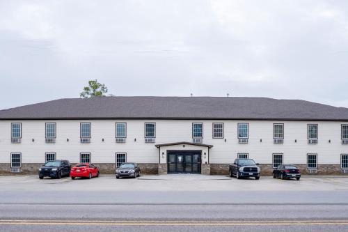 Sulphur Hotel | Efficiency De Luxe Sulphur Near Lake Charles I 10