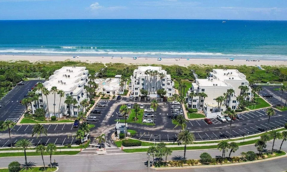 Port Canaveral Condo | Enchanting 2-Bedroom Ground Floor Beach Condo at Cape Canaveral WiFi & AC