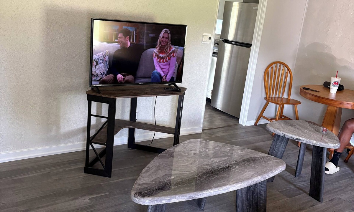 Lafayette House | Enjoyable Furnished 2-bedroom 1 bath House in Lafayette