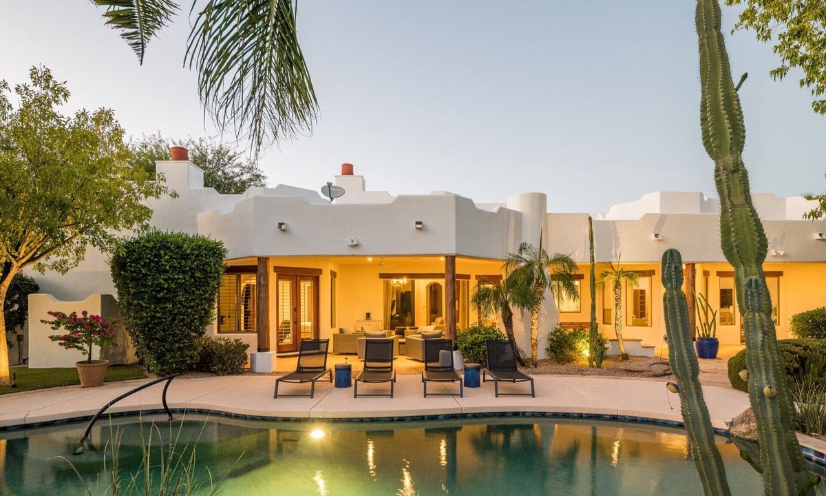 Cactus Acres House | Entertaining Scottsdale Estate - Pickle-ball, B-ball, Golf and more!