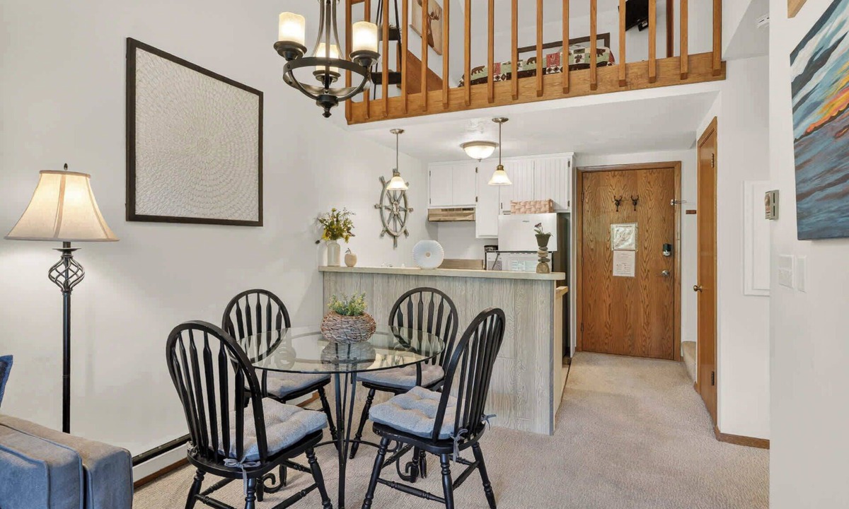 Ephraim Condo | Ephraim Condo | Walk to Water, Wilson's and Shops