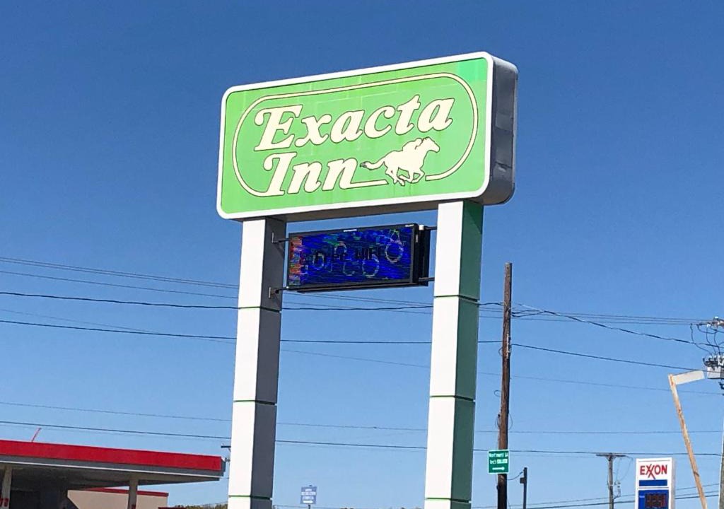 Minden Hotel | Exacta Inn