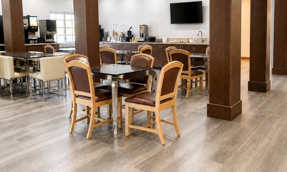 Naples Hotel | Executive Inn and Suites Extended Stay in Vernal