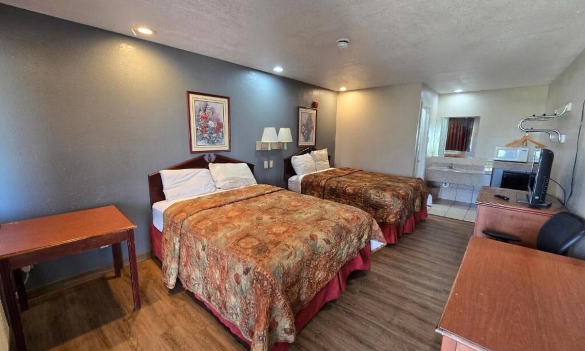 Fort Worth Hotel | Executive Inn