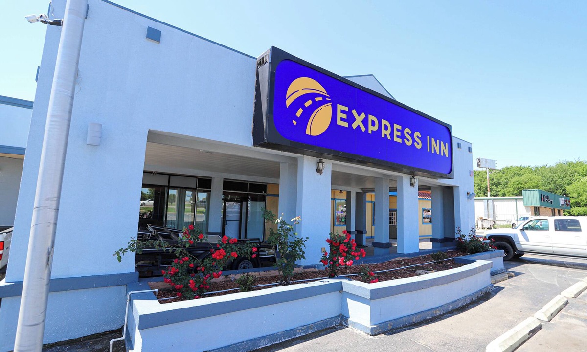 Durant Hotel | Express Inn