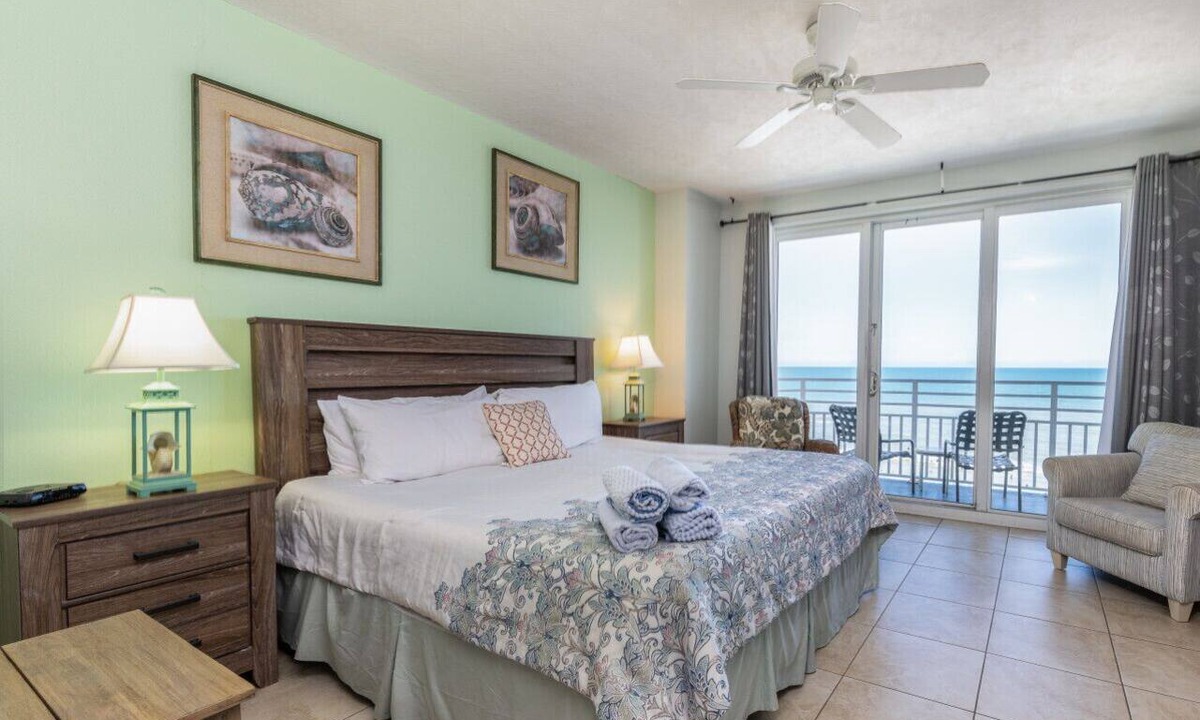 Brush - Stewarts Condo | Exquisite 2-BR Oceanfront Haven with 3 Private Balconies at The Wyndham Oceanwalk