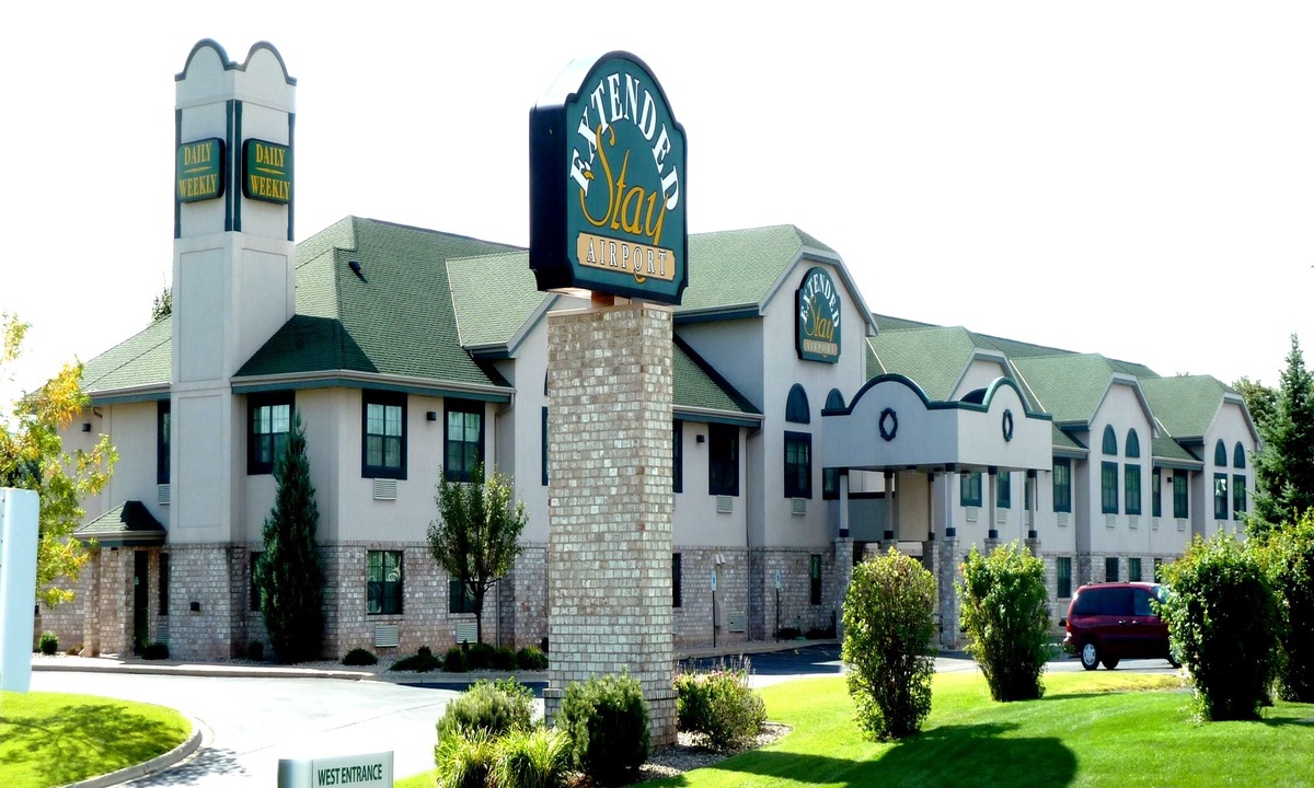 Ashwaubenon Hotel | Extended Stay Airport