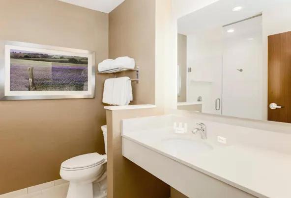 Decatur Hotel | Fairfield by Marriott at Decatur Conference Center