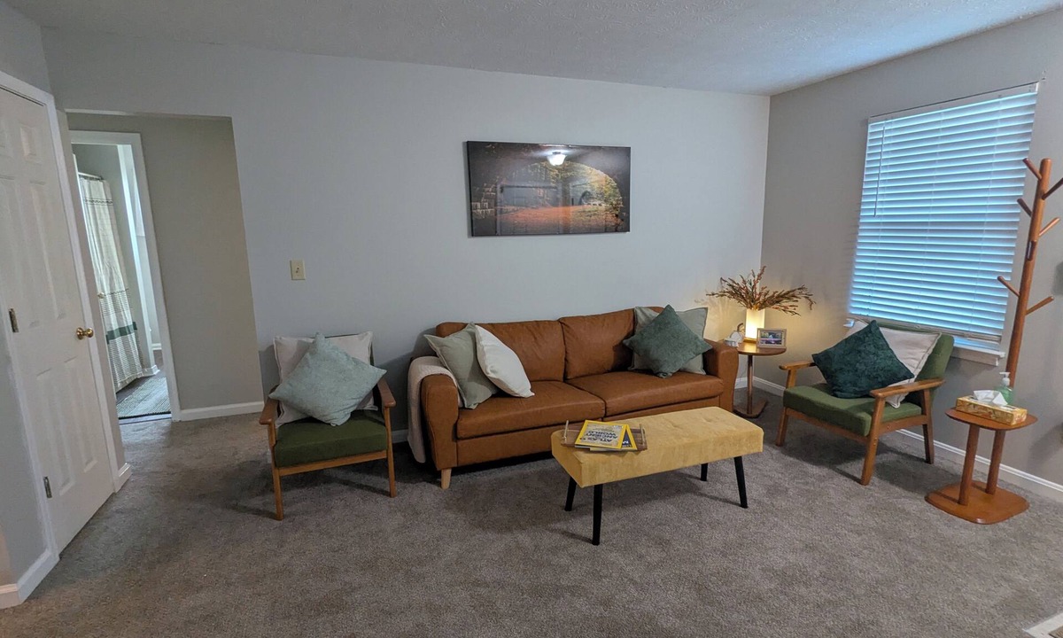 Troy Apartment | Family Friendly 2 bedroom Apartment in Troy