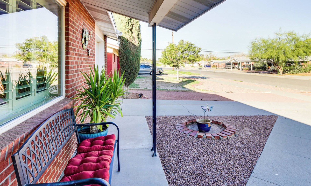 Biggs Field House | Family-Friendly El Paso Home Near Parks & Malls!