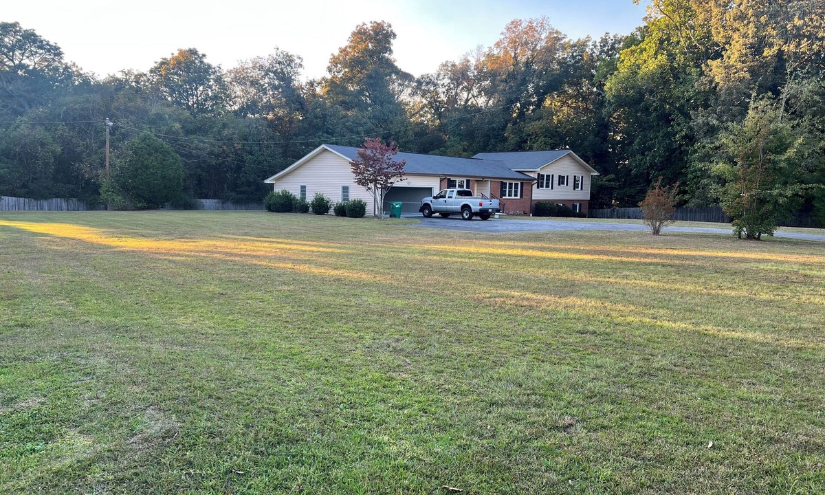 Byron House | Fantastic 6-bedroom Hideaway in Byron GA