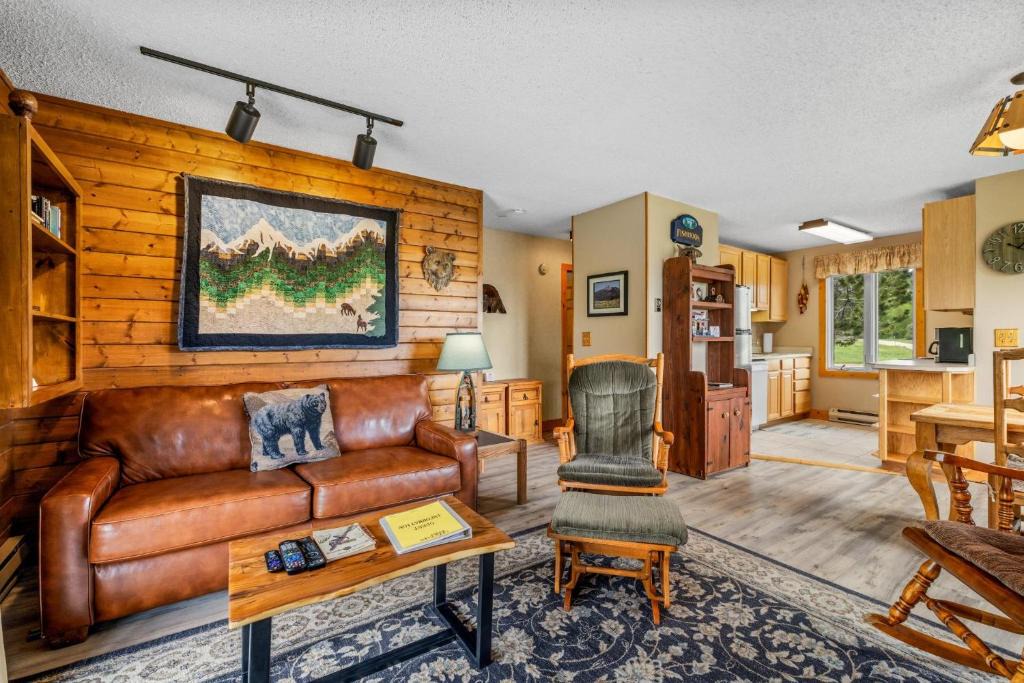 Clark House | Fish Hook
