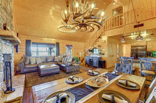 Maysville House | Fish, Raft & Relax! Spacious Sulphur Springs Home
