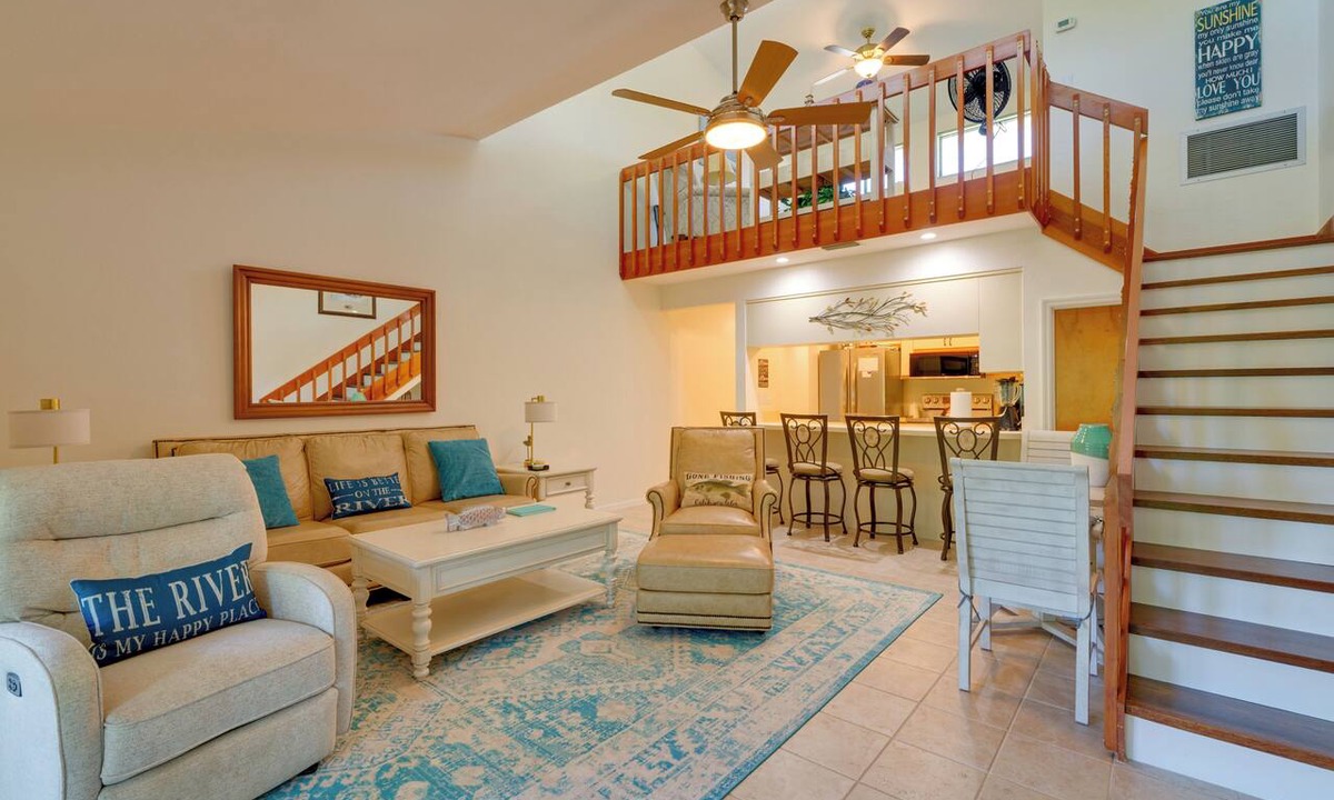 Citrus Springs Condo | Fisherman's Villa on the River w/Boat Slip