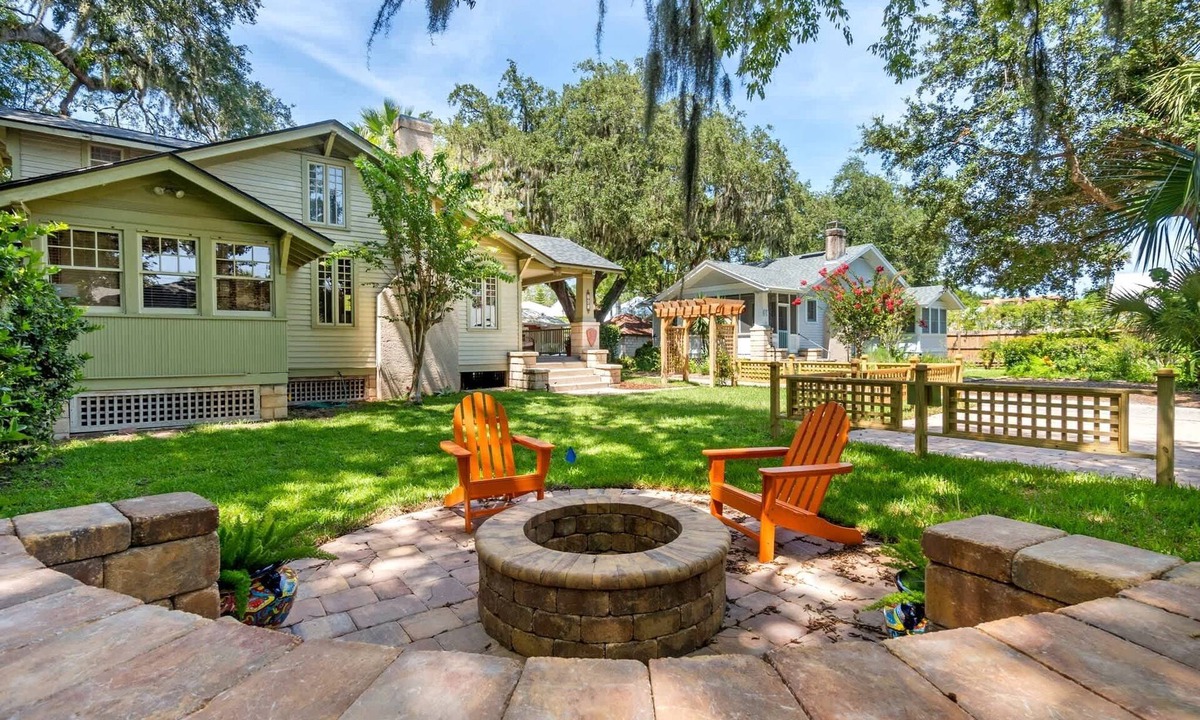 Downtown Historic District House | Flagler Cottage l 1 Block to Historic District